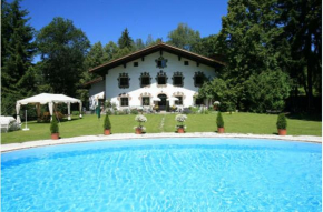 Villa Mellon